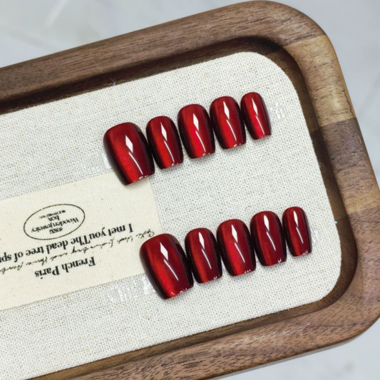 ''Classic Gloss Square Collection''