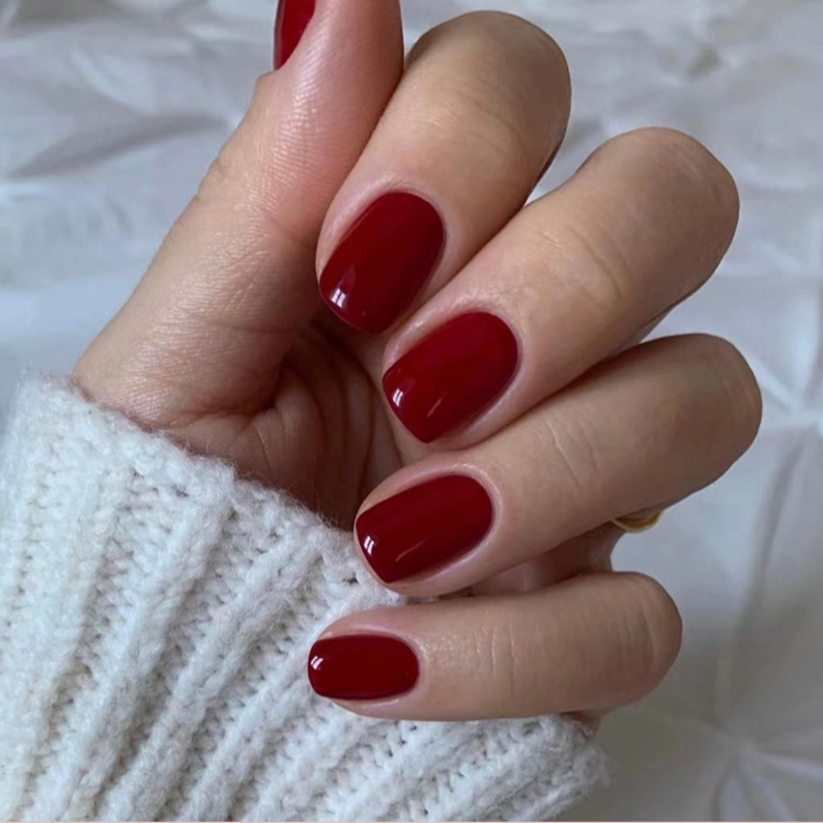 ''Classic Luxury Short Oval Collection''