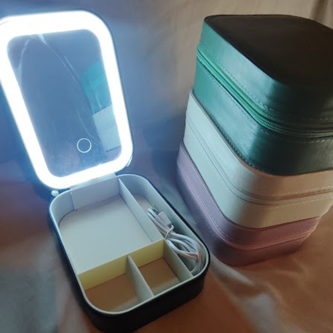 GlowCase™ Νεσεσέρ Βαλιτσάκι Μακιγιάζ