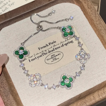 "Blooming Clover ✨"