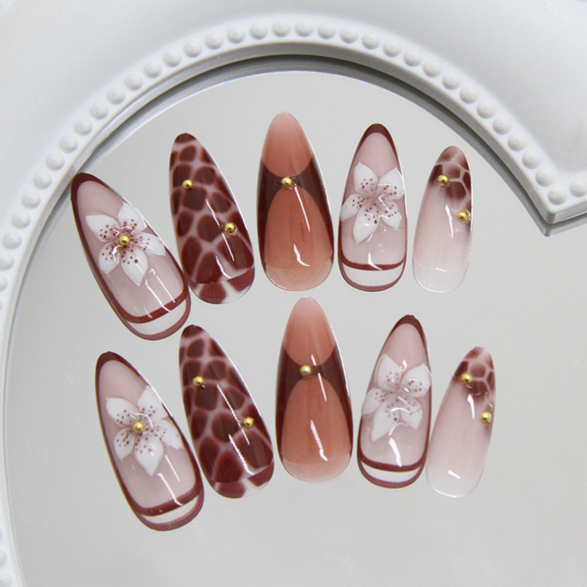''Mocha Kit''