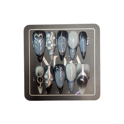 ''Midnight Eclipse Handmade Nails🌑✨''