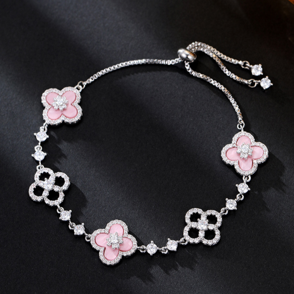 "Blooming Clover ✨"