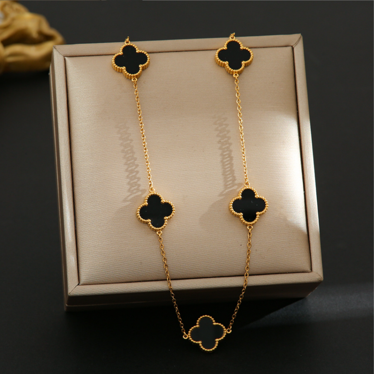 Κολιέ "Clover Grace"